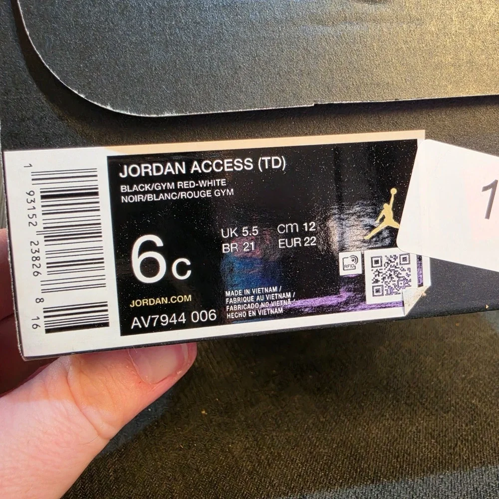 New Jordan Access (TD) Mid Top Toddler Sneaker Black/Red/White US 9C AV7944 006